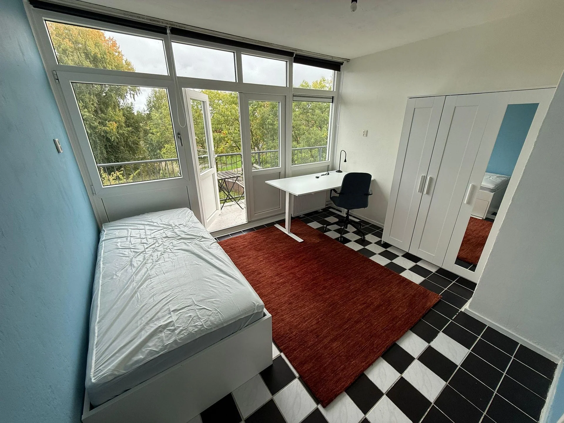 Foto van de Kamer gelegen aan de Vechtplantsoen in Utrecht