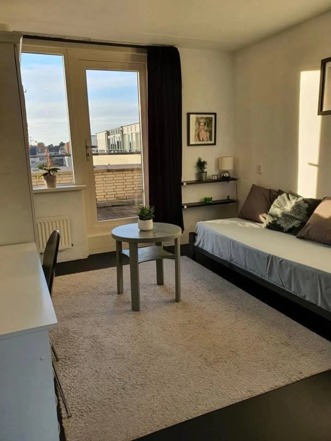 geblurde versie van de foto als achtergrond