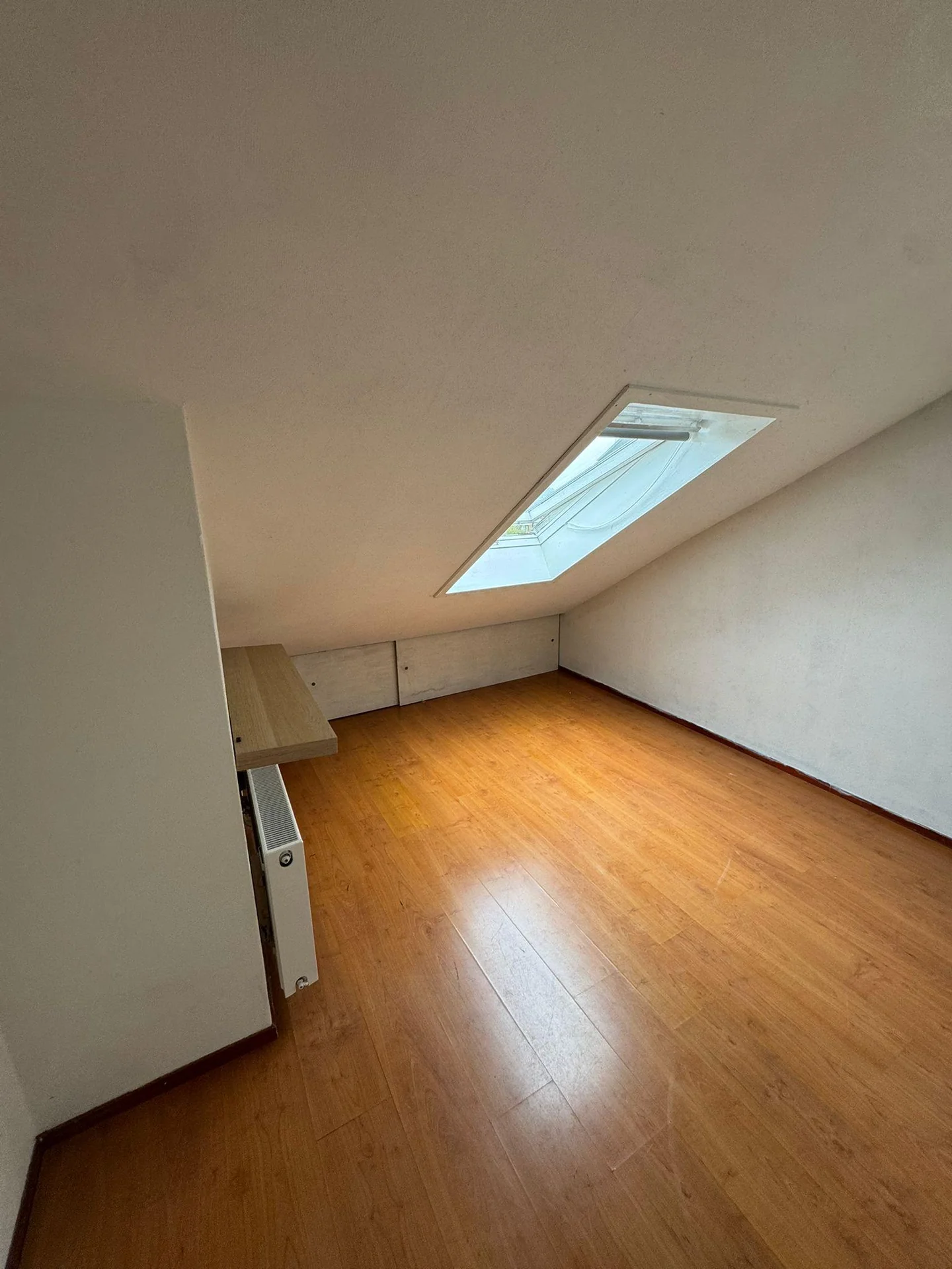Foto van de Kamer gelegen aan de Veenendaalkade in Den Haag