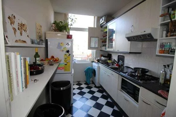 Foto van de Appartement gelegen aan de Veenkade in Den Haag