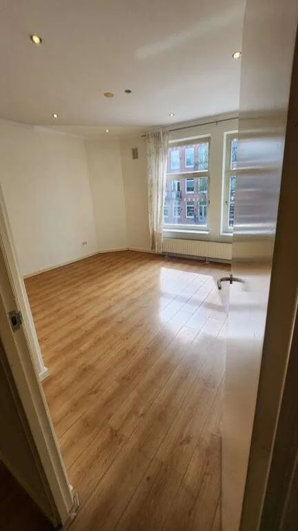 Foto van de Appartement gelegen aan de Admiraal De Ruijterweg in Amsterdam