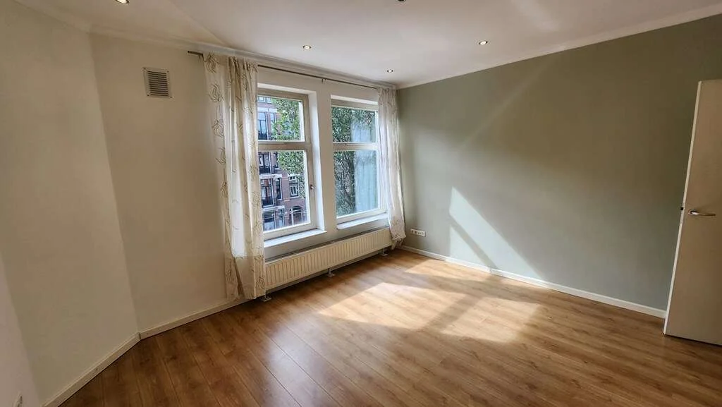 Foto van de Appartement gelegen aan de Admiraal De Ruijterweg in Amsterdam