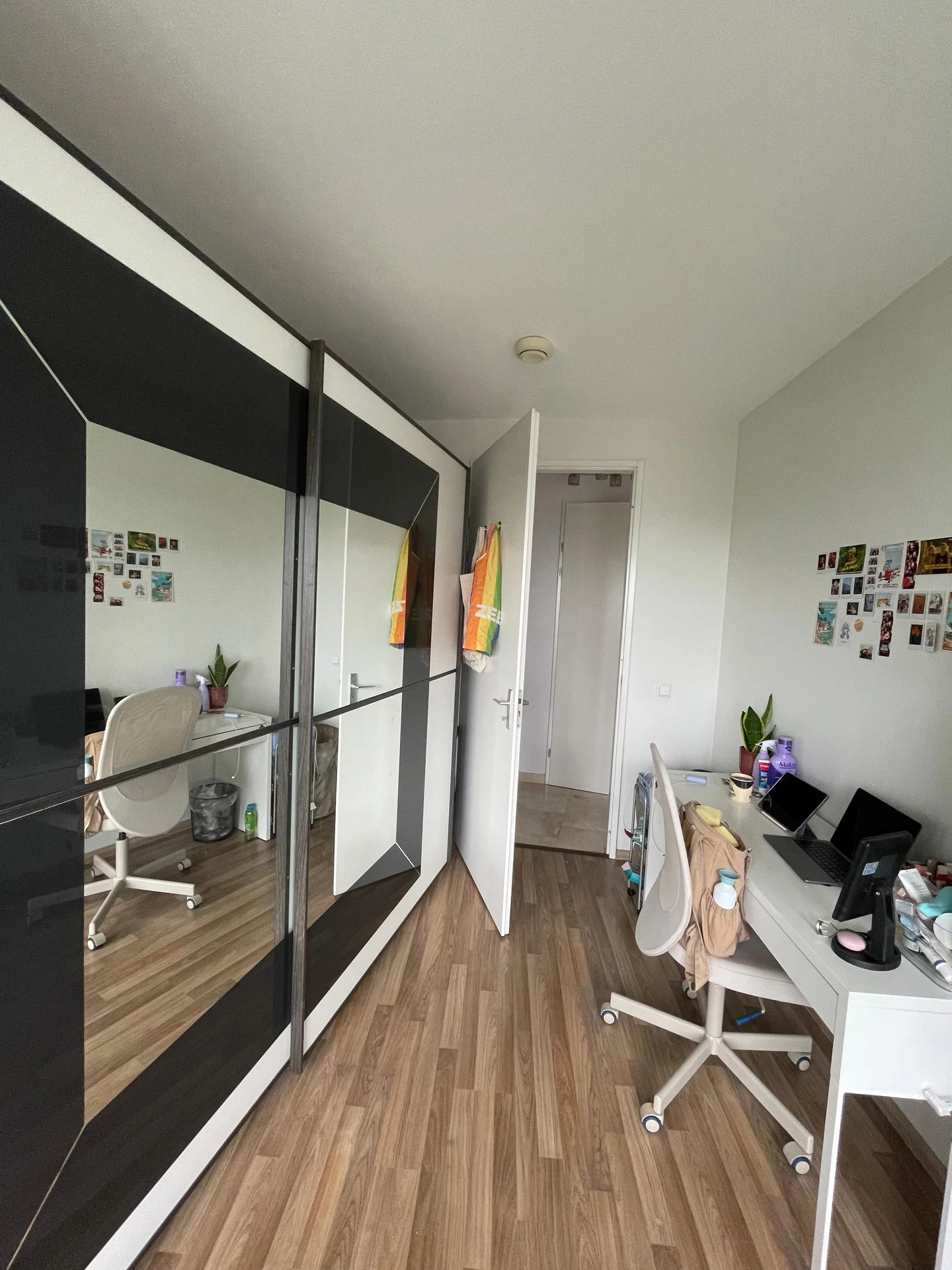 Foto van de Kamer gelegen aan de Oeverpad in Amsterdam