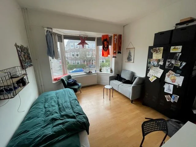 Foto van de Kamer gelegen aan de E. Thomassen a Thuessinklaan in Groningen