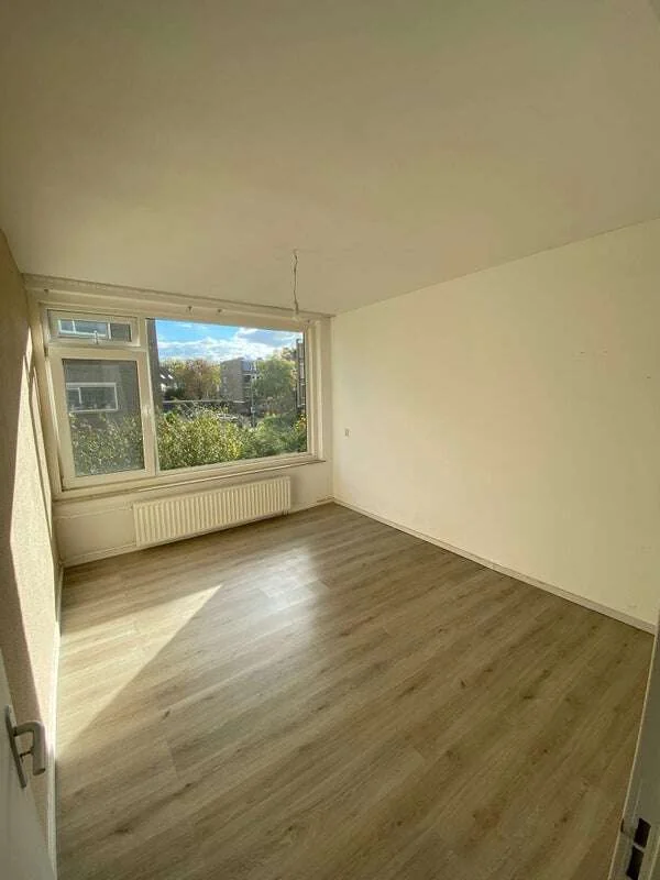 Foto van de Kamer gelegen aan de Karl Marxstraat in Rotterdam
