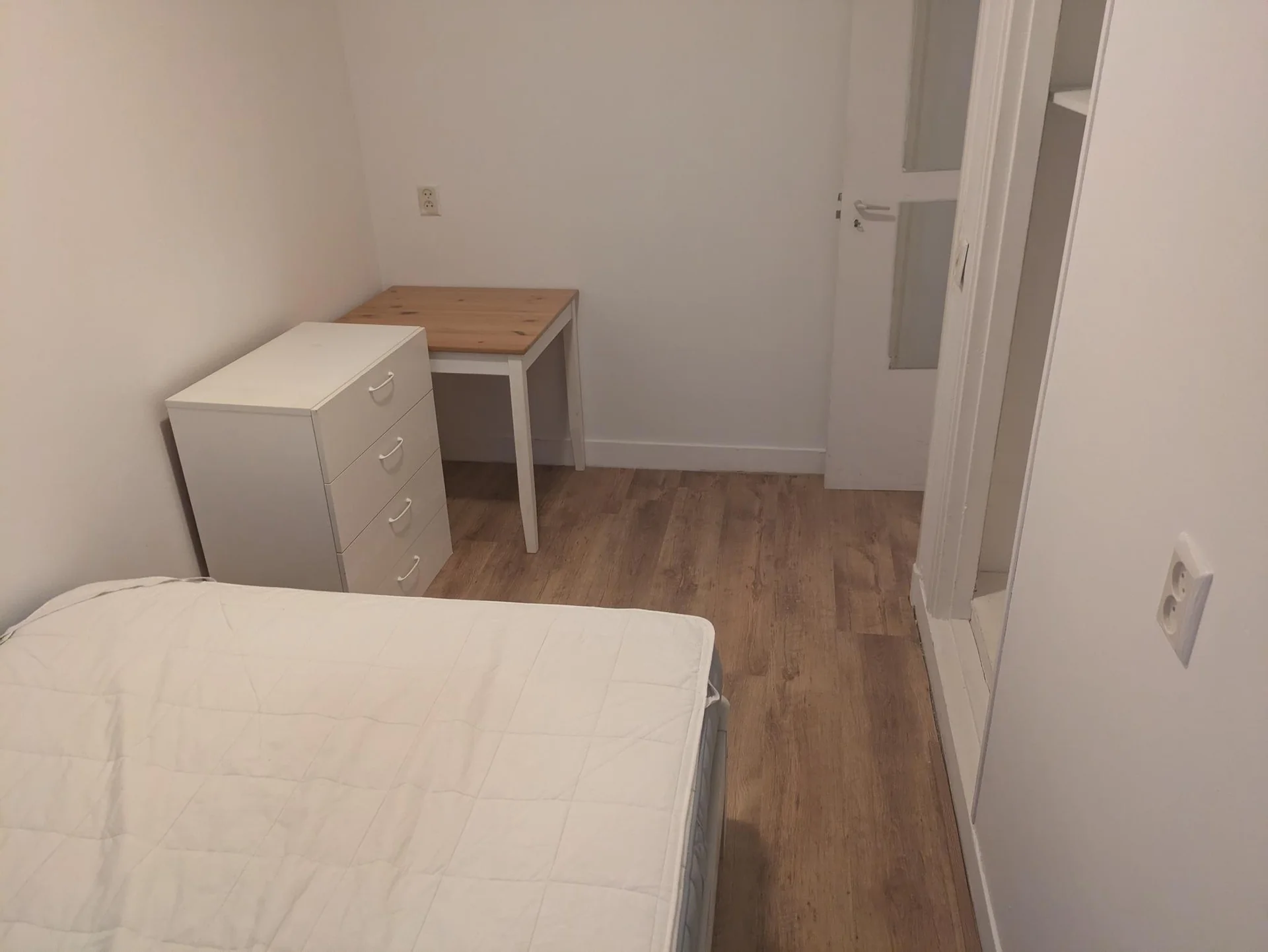 Foto van de Kamer gelegen aan de Madurastraat in Amsterdam