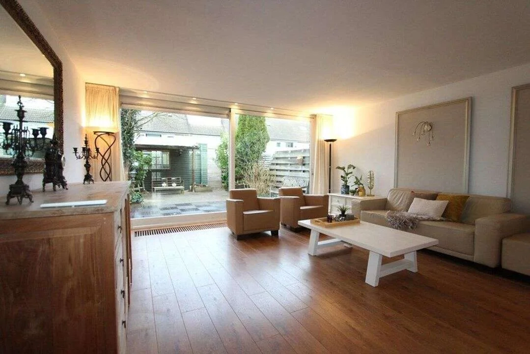 Foto van de Appartement gelegen aan de Ko van Dijklaan in Amstelveen
