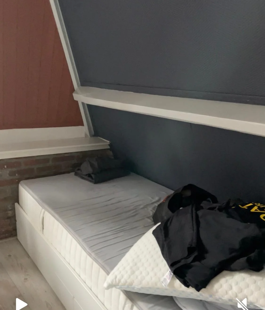 Foto van de Kamer gelegen aan de Lange Hofstraat in Haarlem