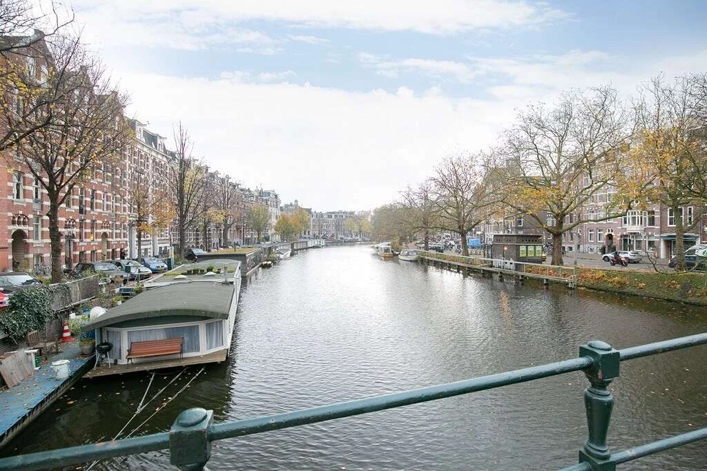 Foto van de Appartement gelegen aan de Leidsekade in Amsterdam