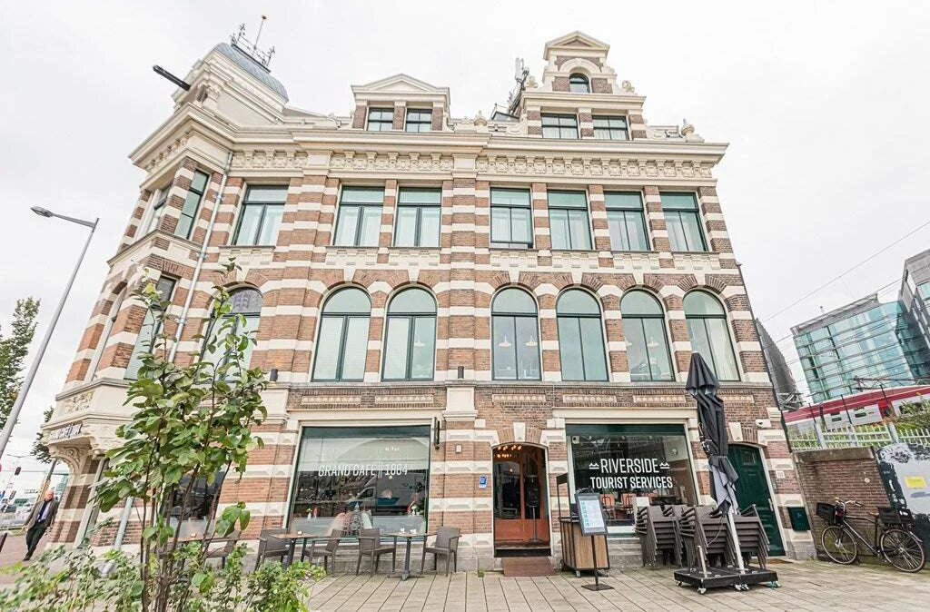 Foto van de Appartement gelegen aan de De Ruijterkade in Amsterdam