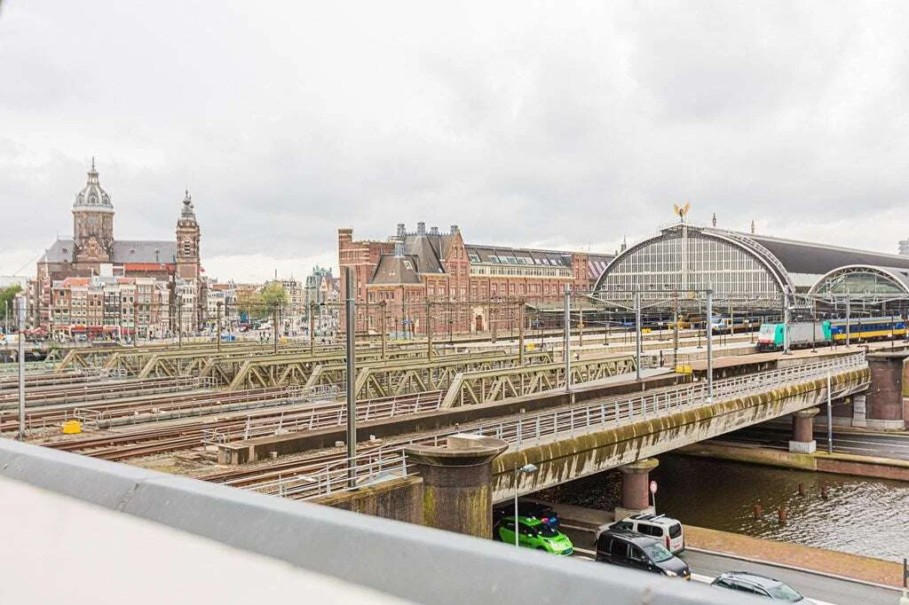 Foto van de Appartement gelegen aan de De Ruijterkade in Amsterdam