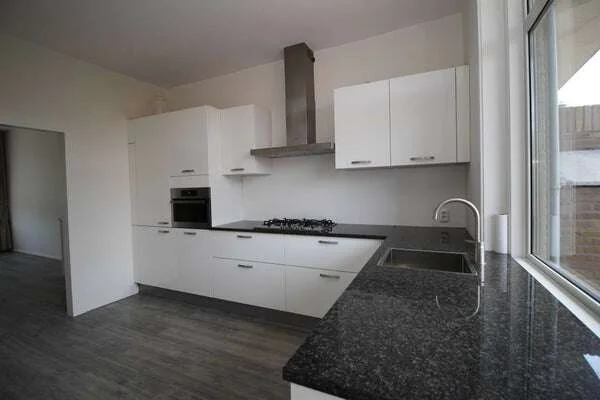 Foto van de Appartement gelegen aan de Woudenbergstraat in Den Haag