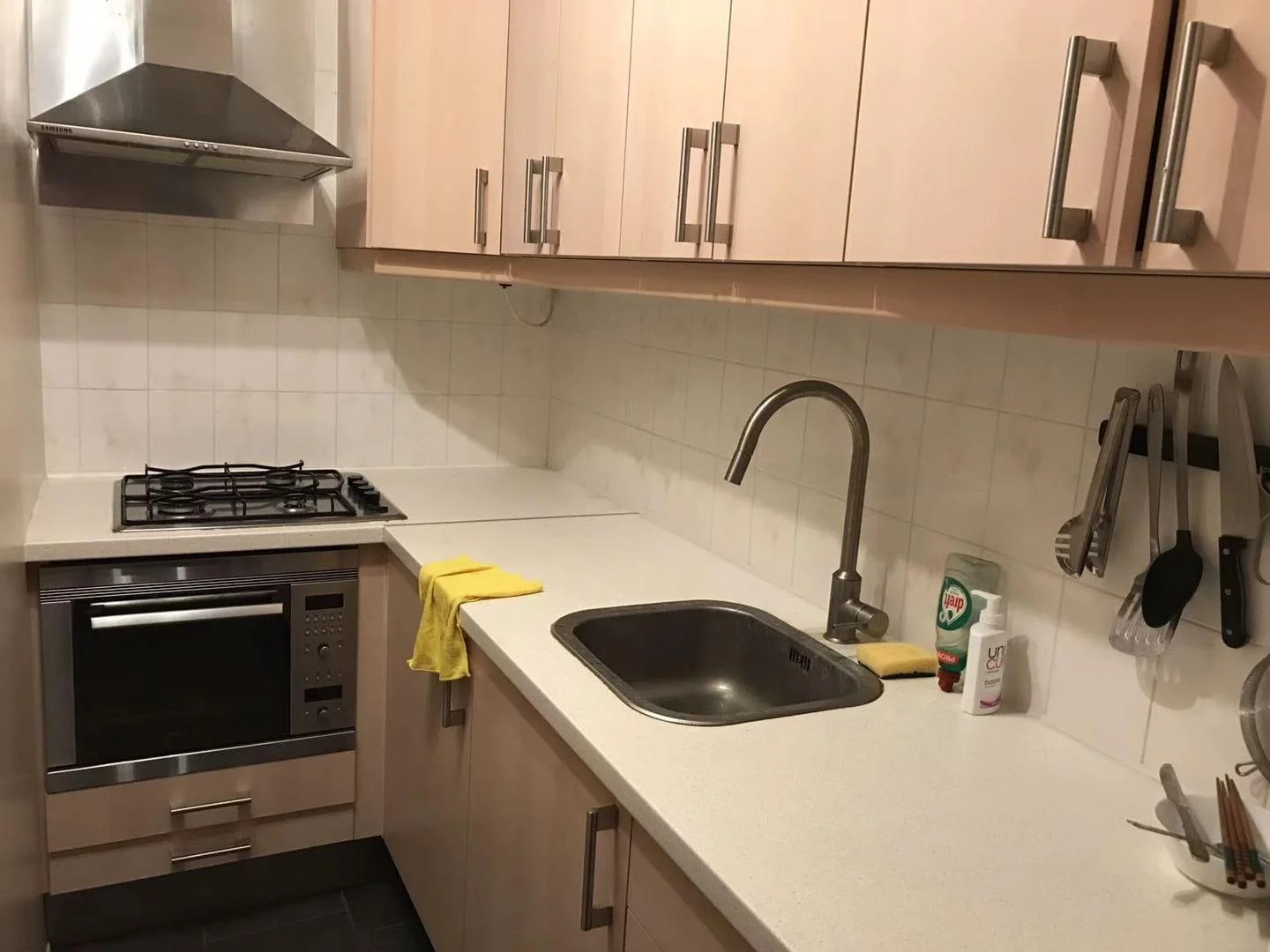 geblurde versie van de foto als achtergrond