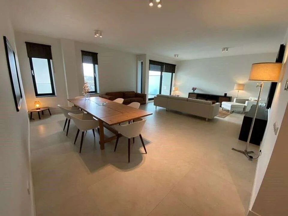 Foto van de Appartement gelegen aan de Burgemeester Rijnderslaan in Amstelveen