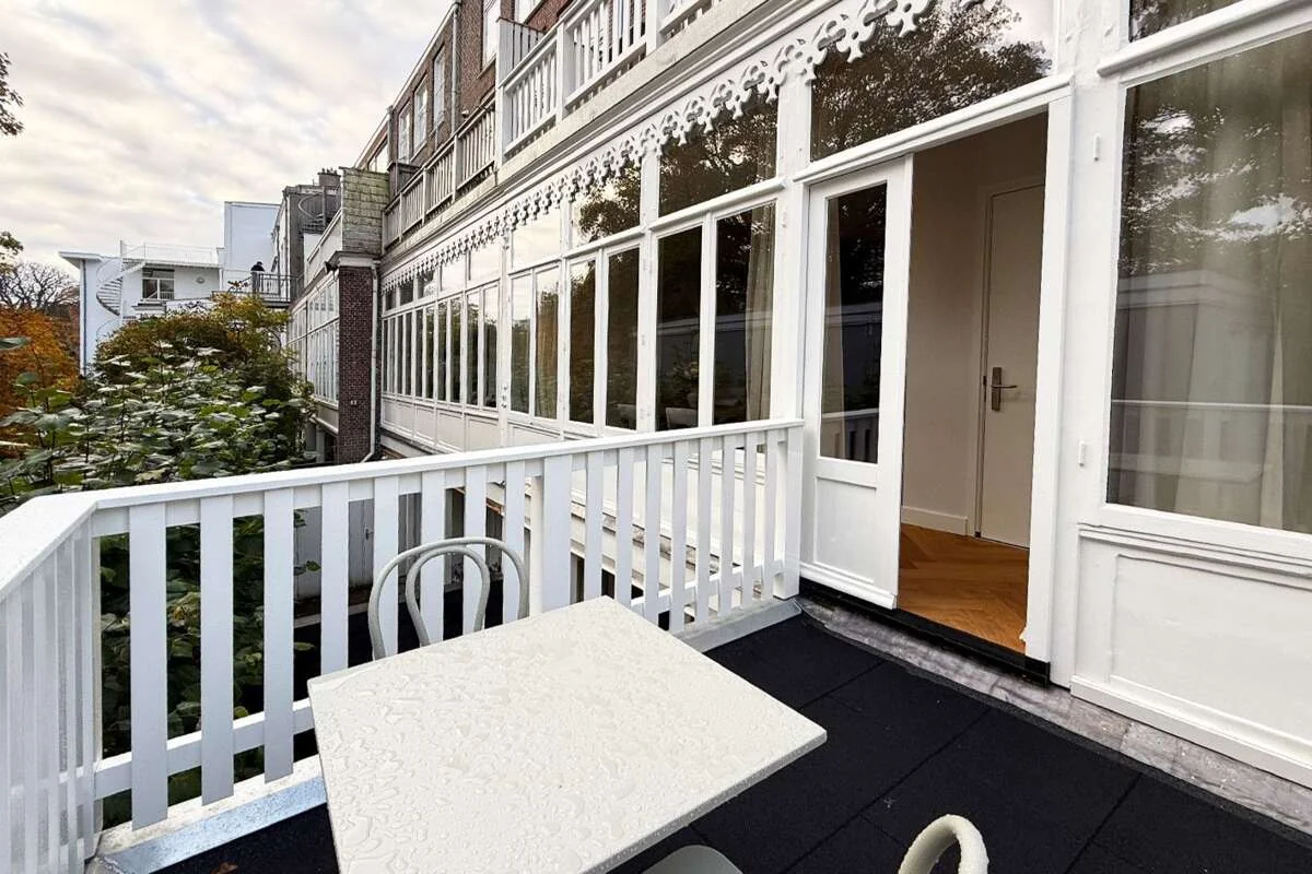 Foto van de Appartement gelegen aan de Nassauplein in Den Haag