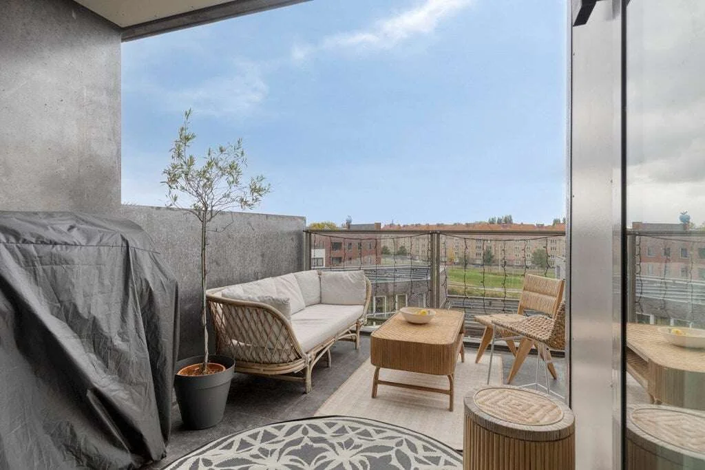 geblurde versie van de foto als achtergrond