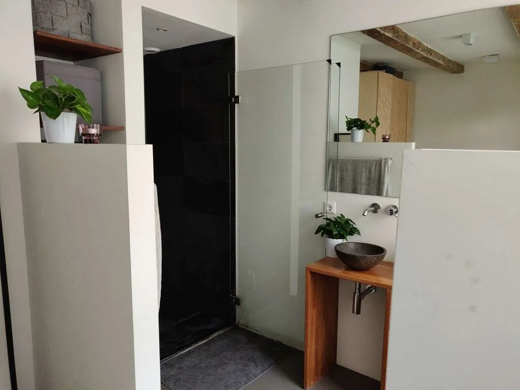 geblurde versie van de foto als achtergrond