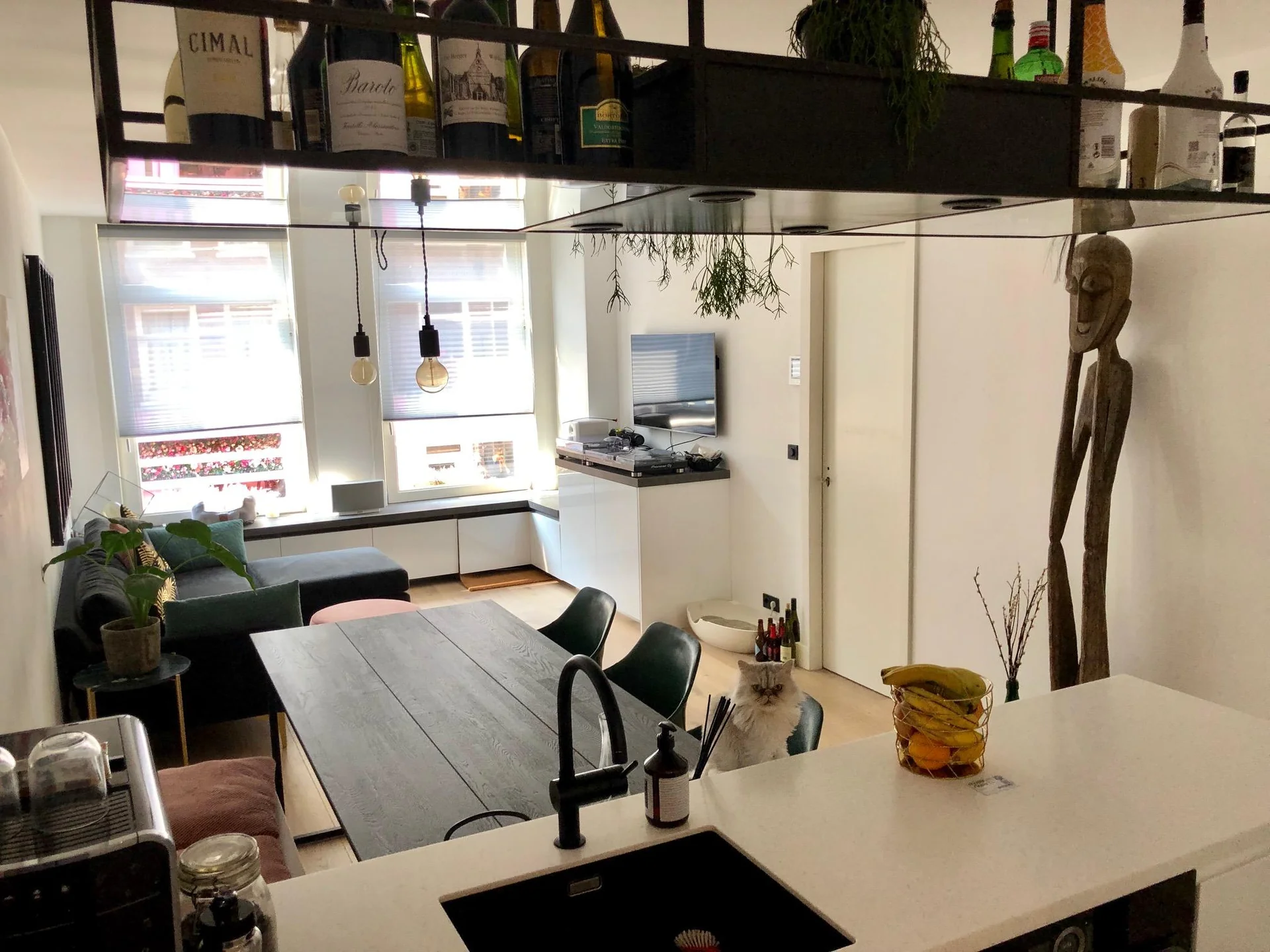 geblurde versie van de foto als achtergrond