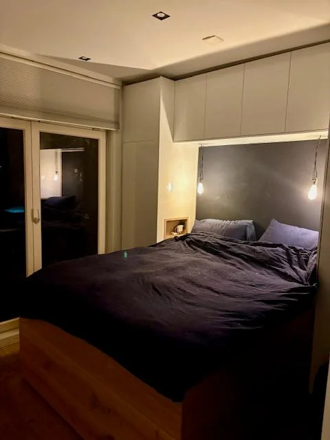 geblurde versie van de foto als achtergrond