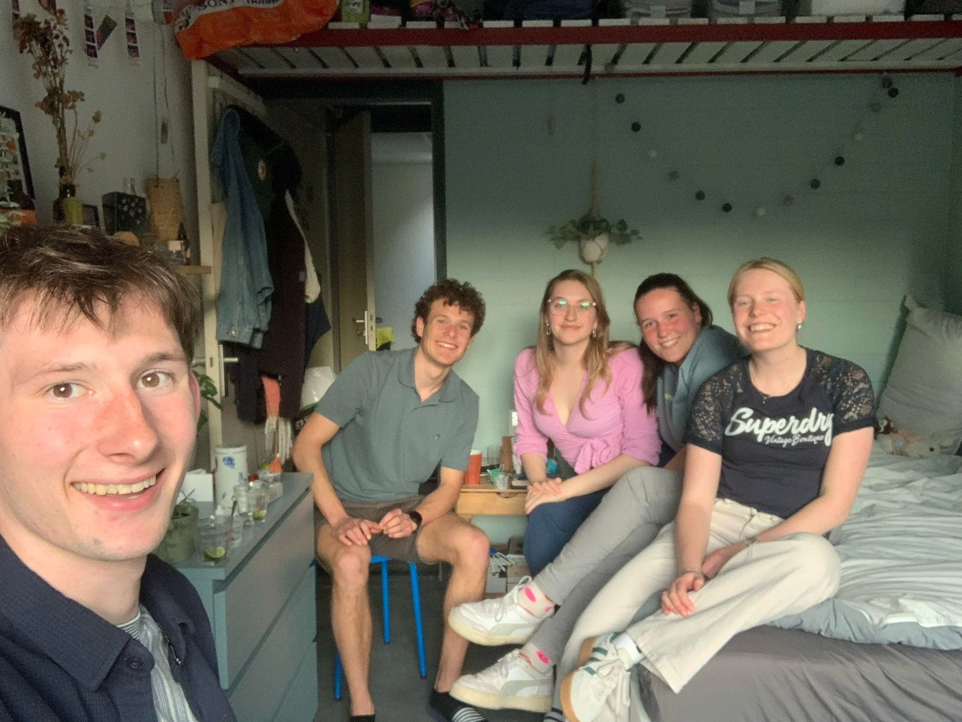 geblurde versie van de foto als achtergrond