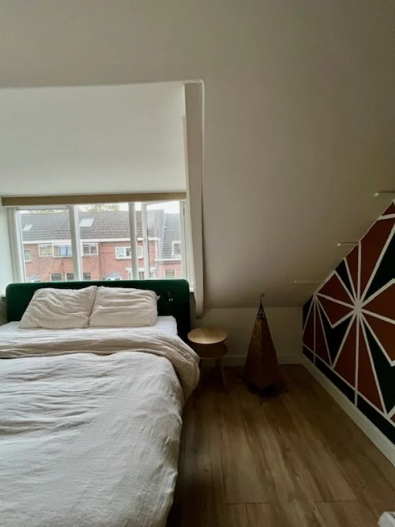 geblurde versie van de foto als achtergrond