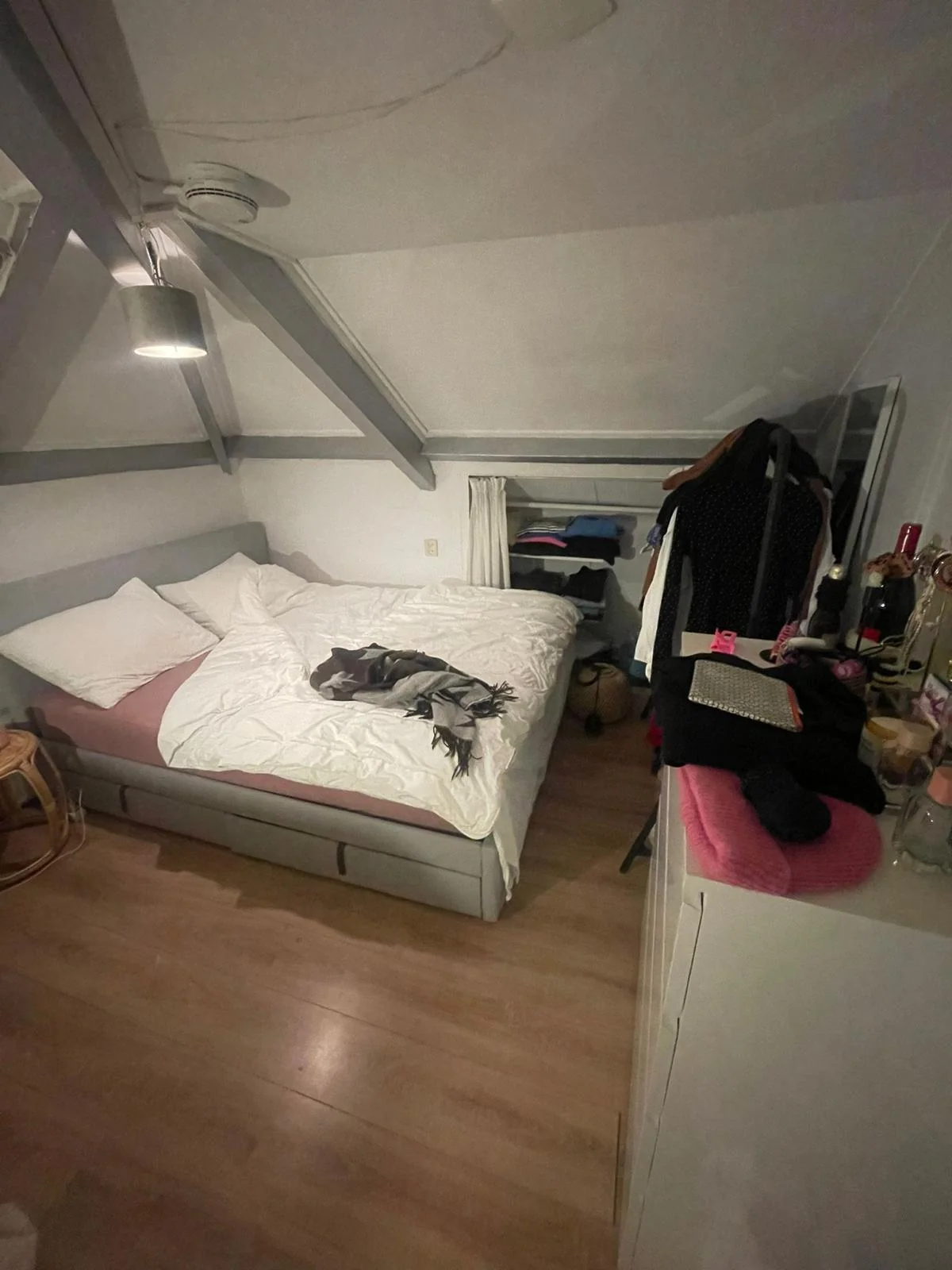 geblurde versie van de foto als achtergrond