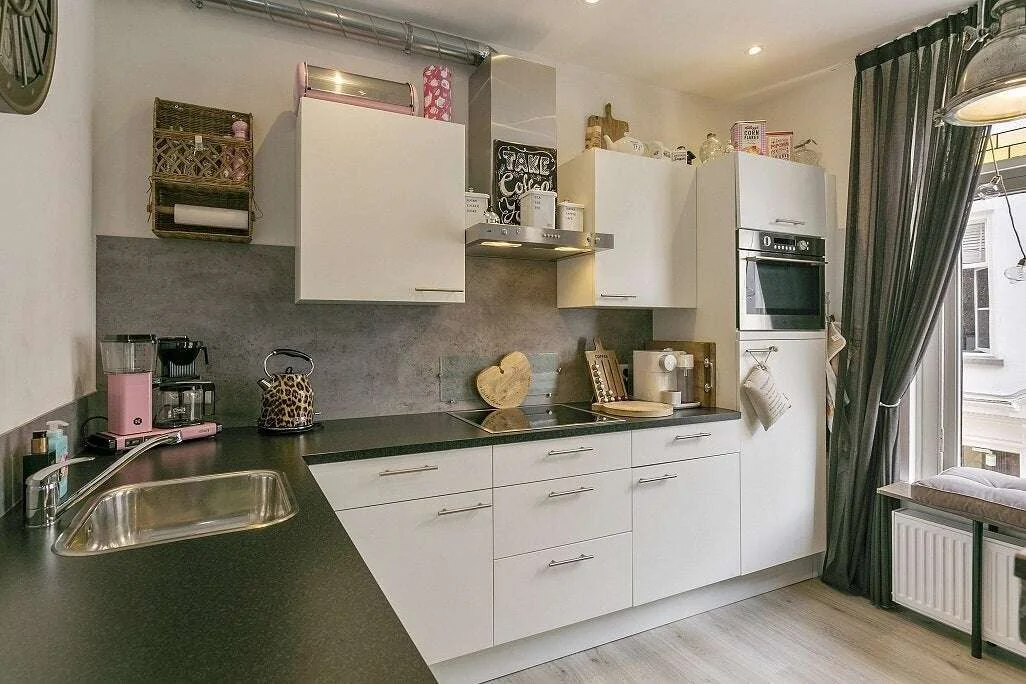 geblurde versie van de foto als achtergrond