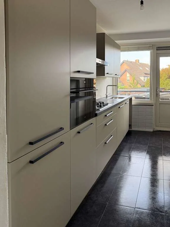 geblurde versie van de foto als achtergrond