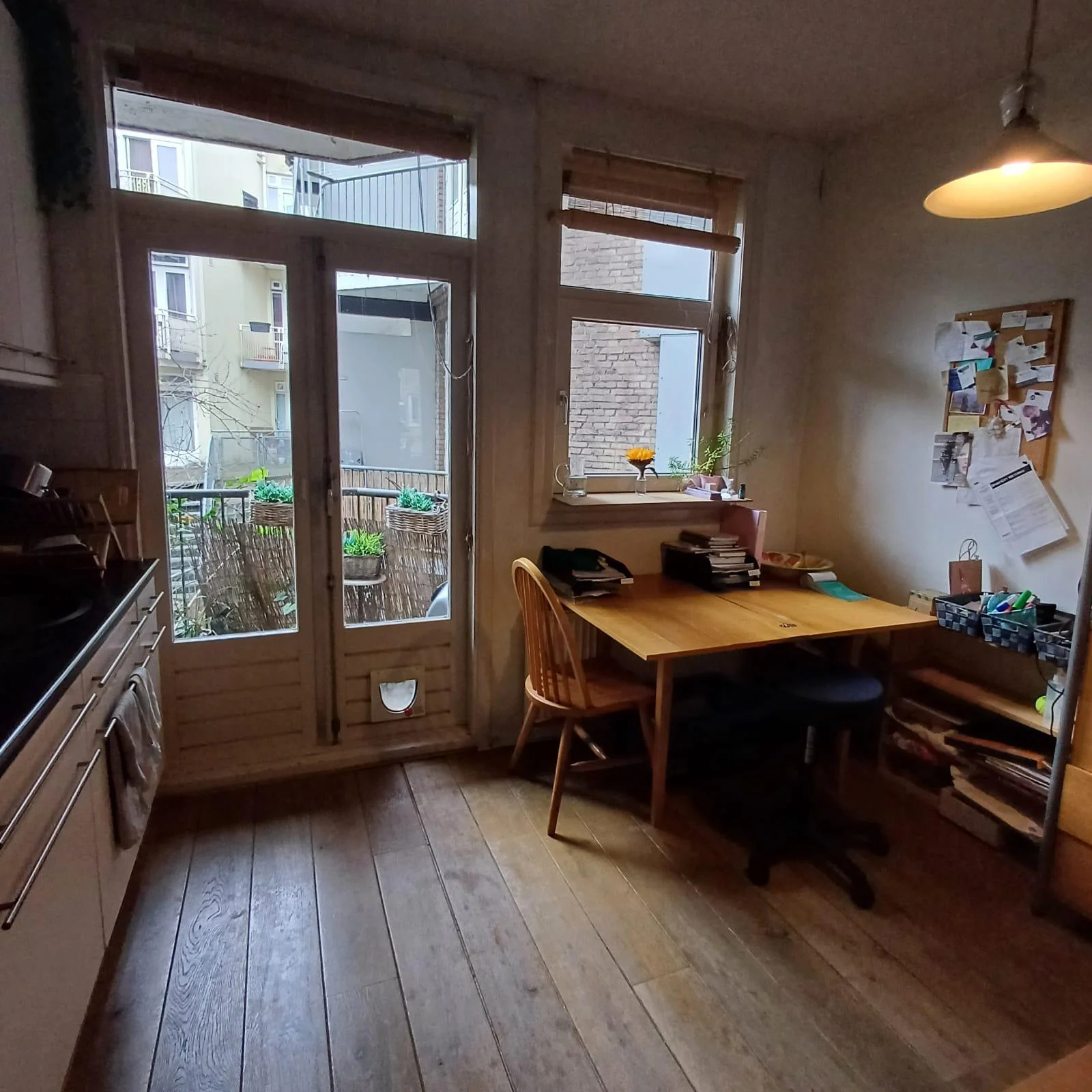 geblurde versie van de foto als achtergrond