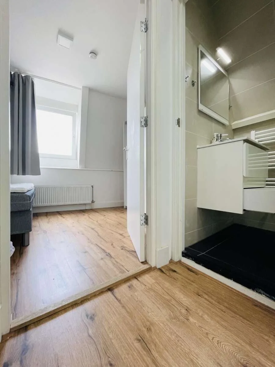 geblurde versie van de foto als achtergrond