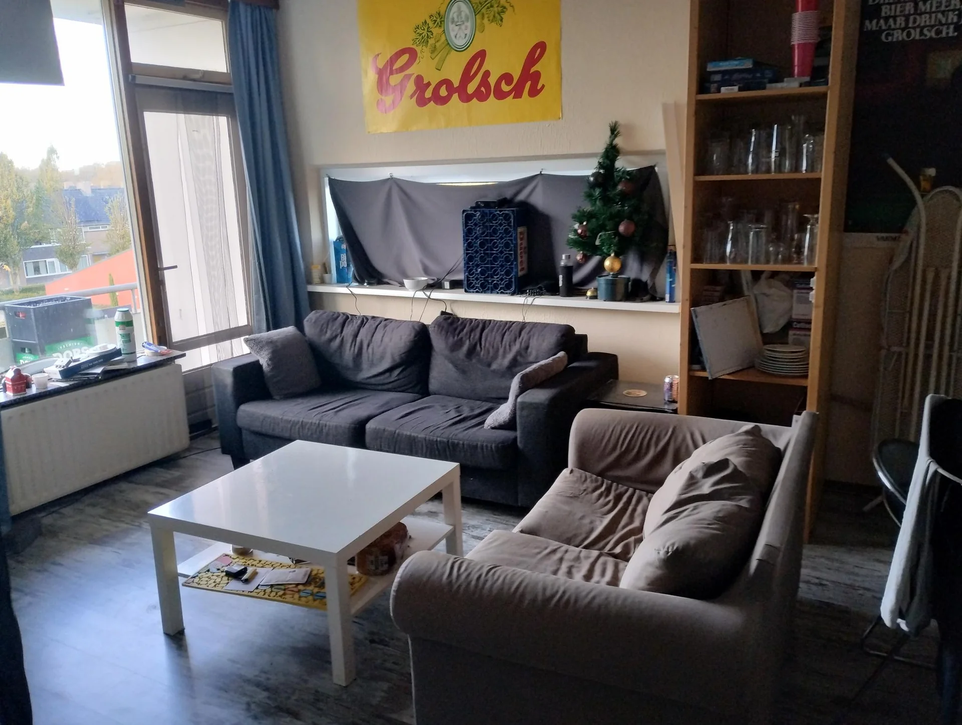 geblurde versie van de foto als achtergrond