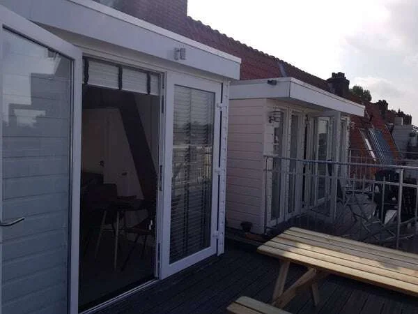 geblurde versie van de foto als achtergrond