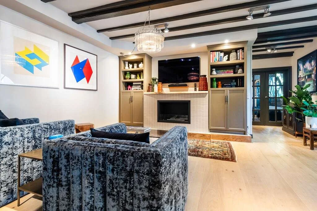 geblurde versie van de foto als achtergrond