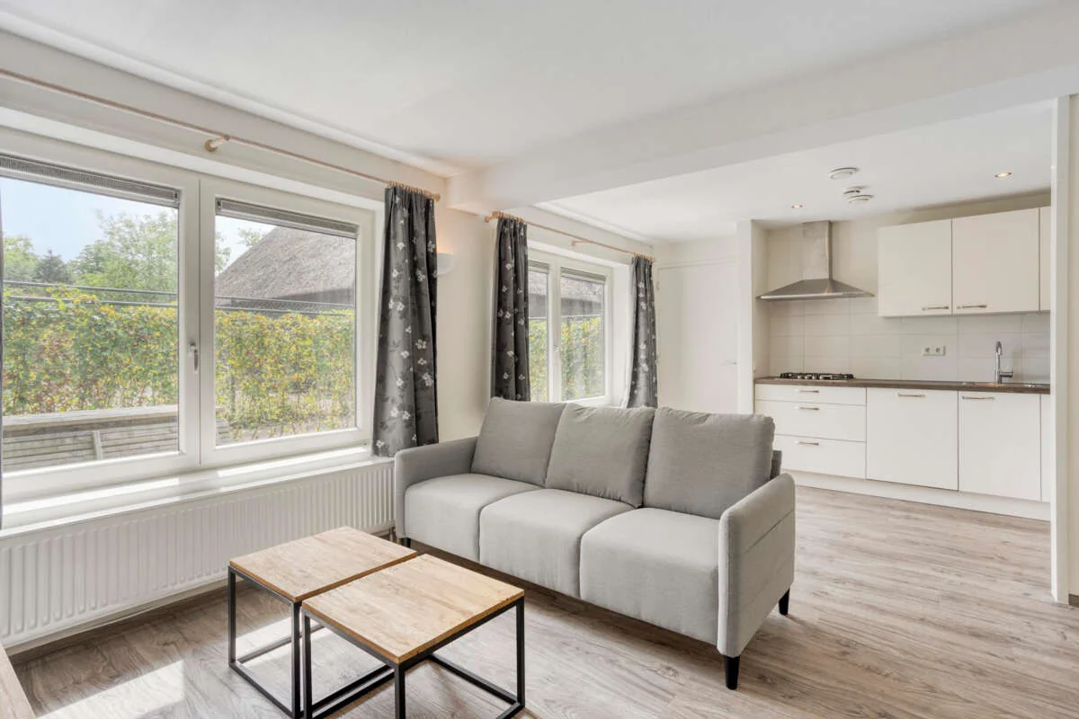 geblurde versie van de foto als achtergrond