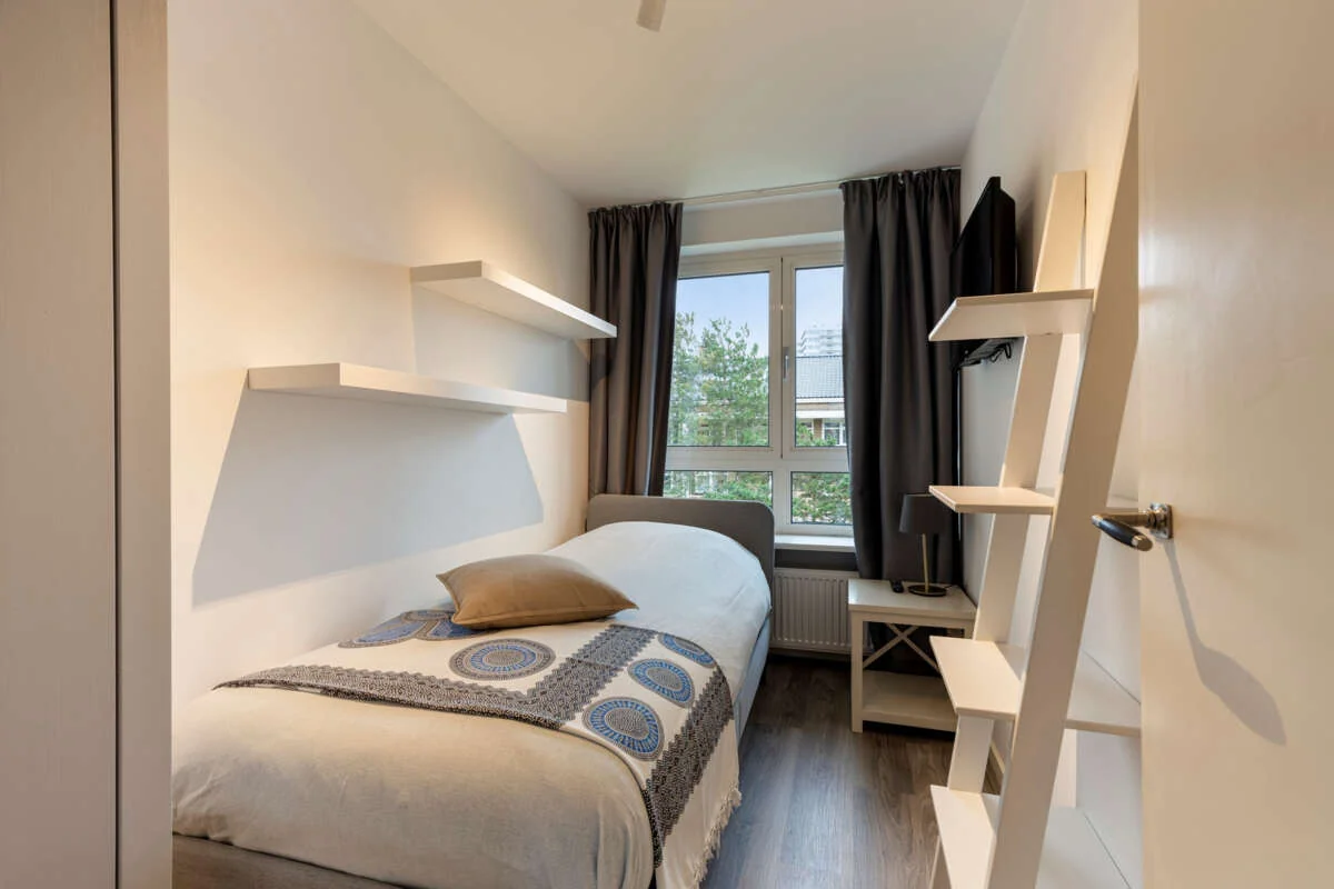 geblurde versie van de foto als achtergrond