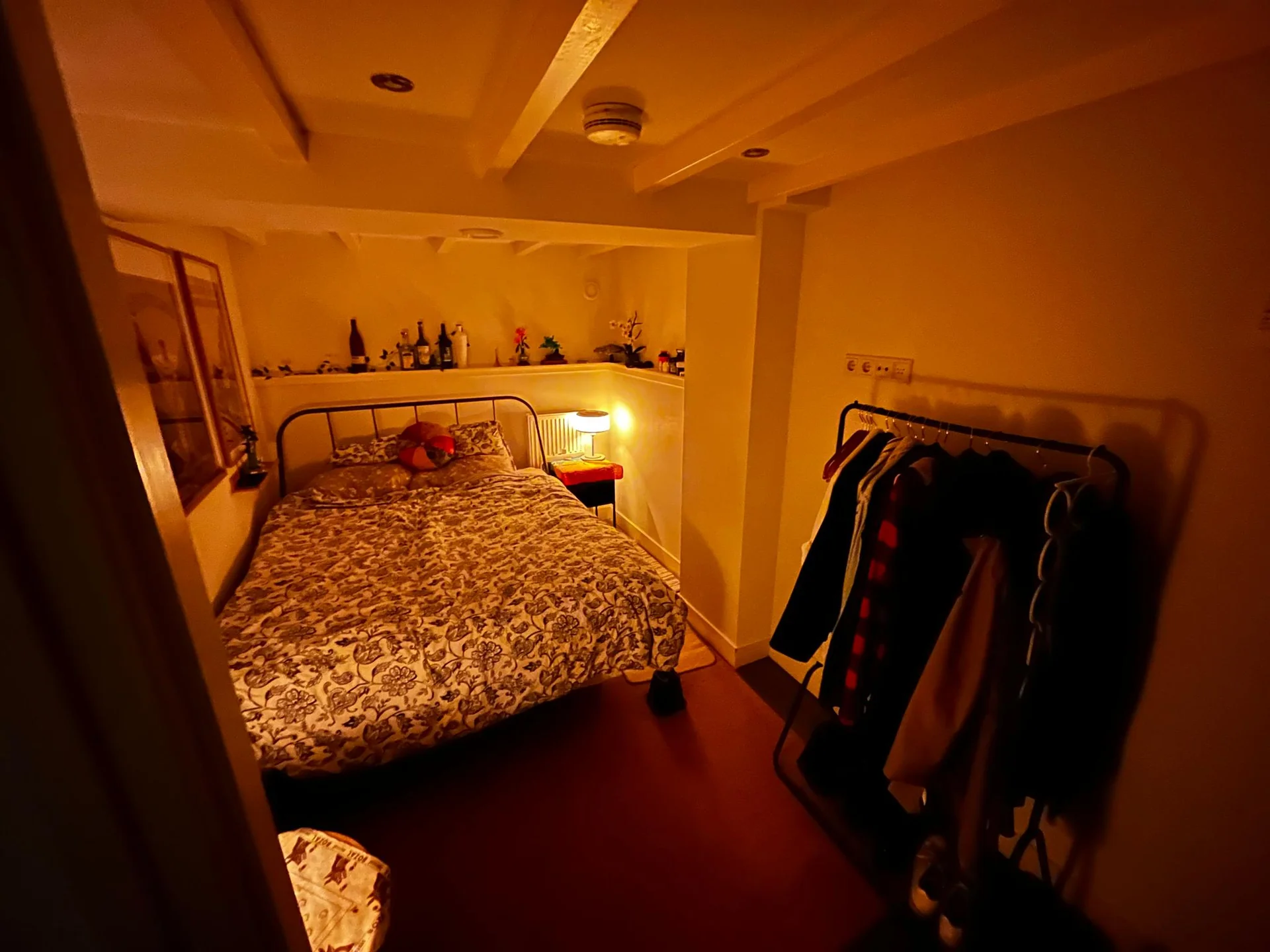 geblurde versie van de foto als achtergrond