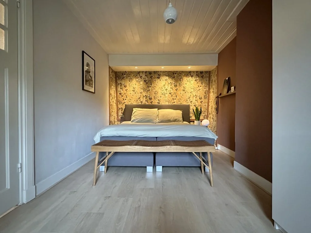 geblurde versie van de foto als achtergrond