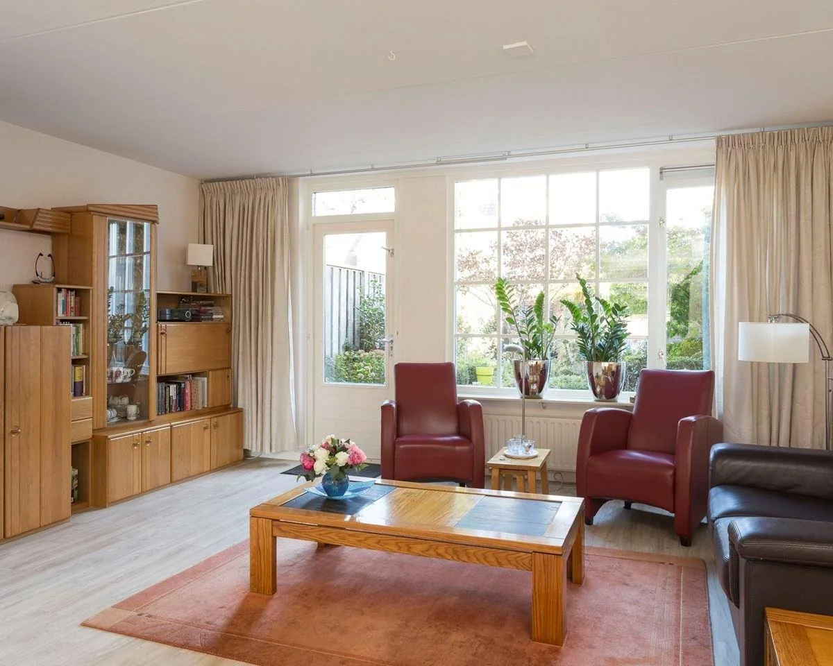 geblurde versie van de foto als achtergrond