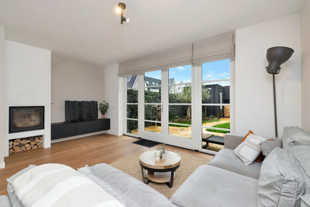 geblurde versie van de foto als achtergrond