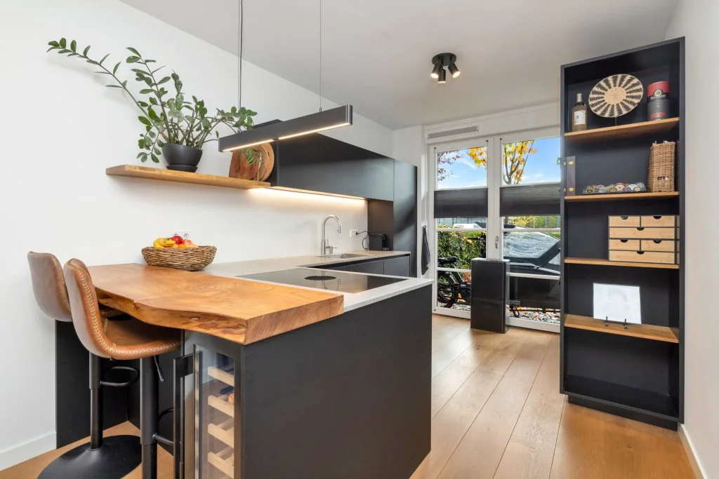 geblurde versie van de foto als achtergrond