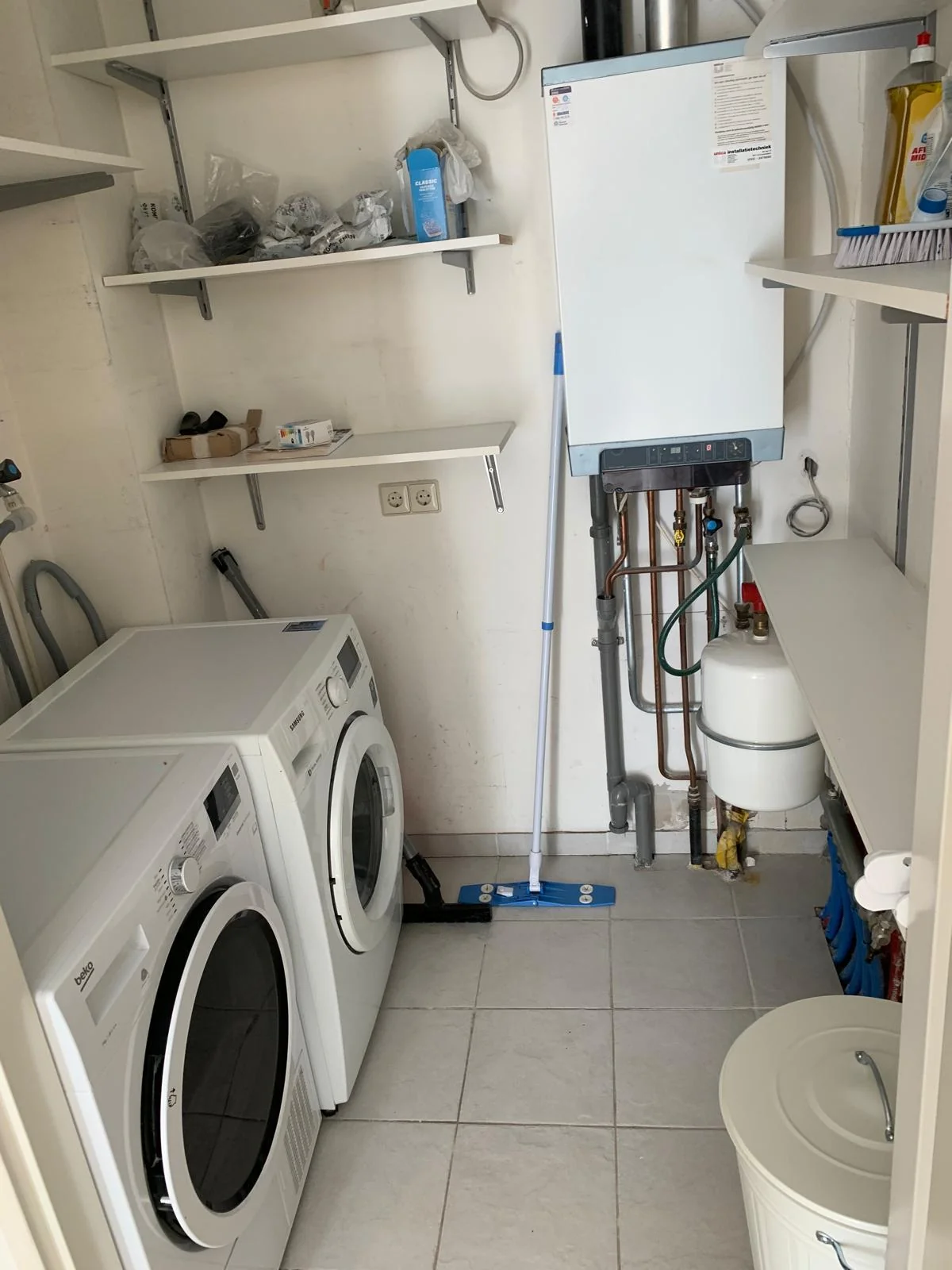 geblurde versie van de foto als achtergrond