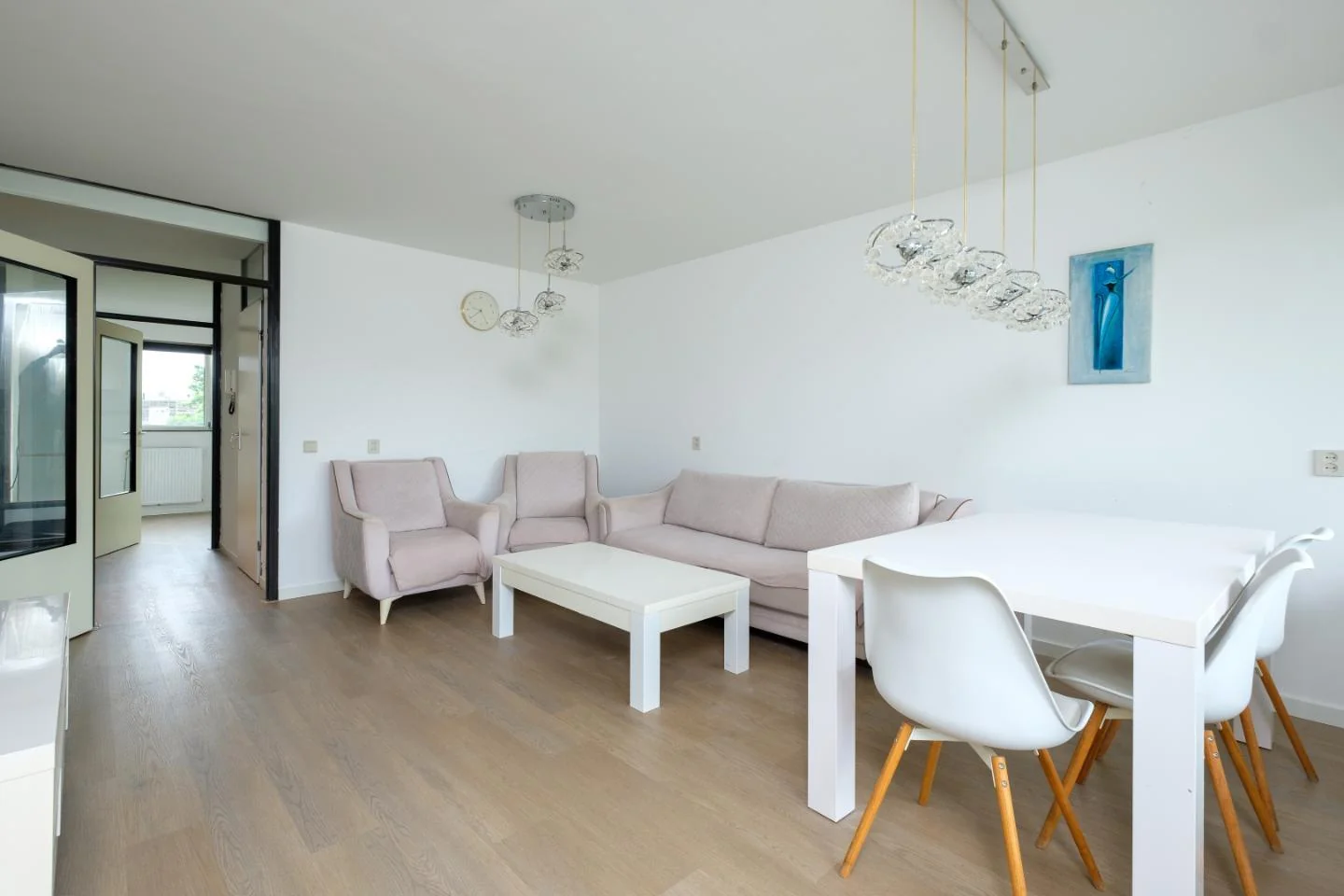 geblurde versie van de foto als achtergrond