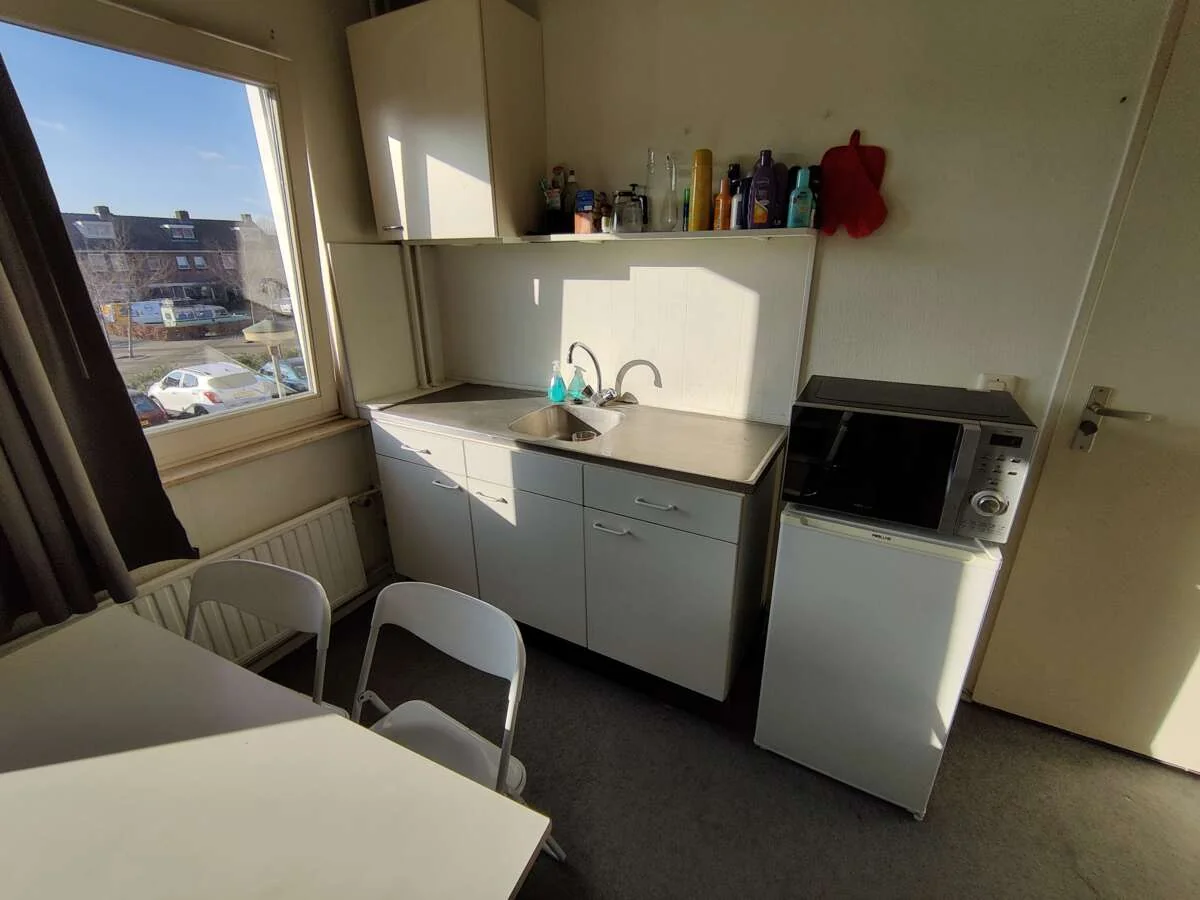 geblurde versie van de foto als achtergrond