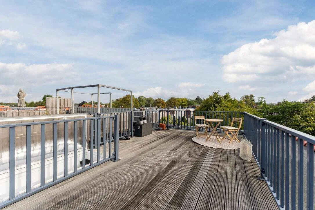 geblurde versie van de foto als achtergrond