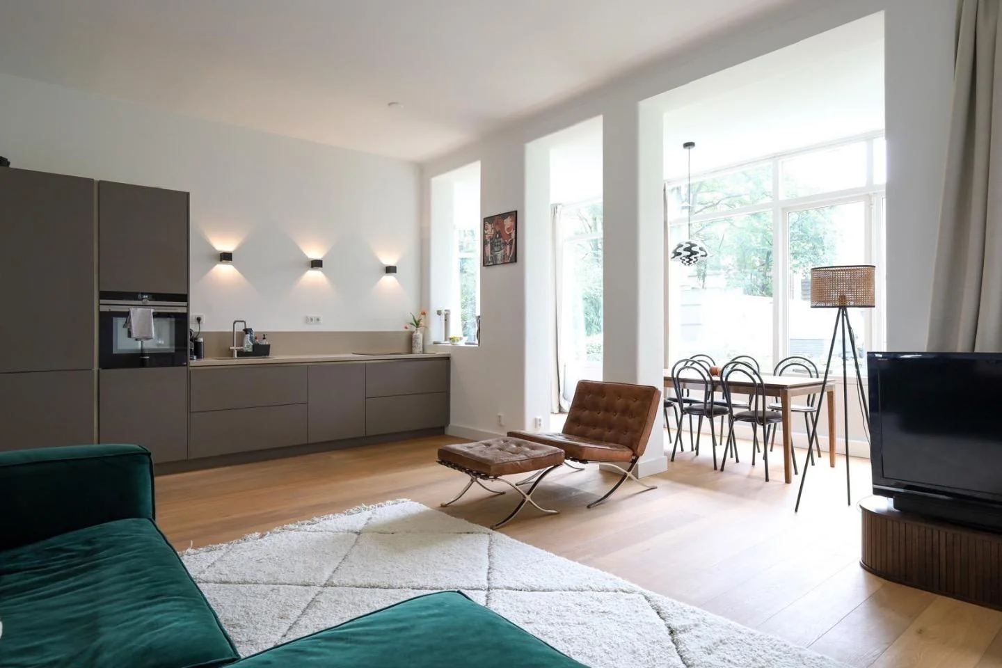 geblurde versie van de foto als achtergrond