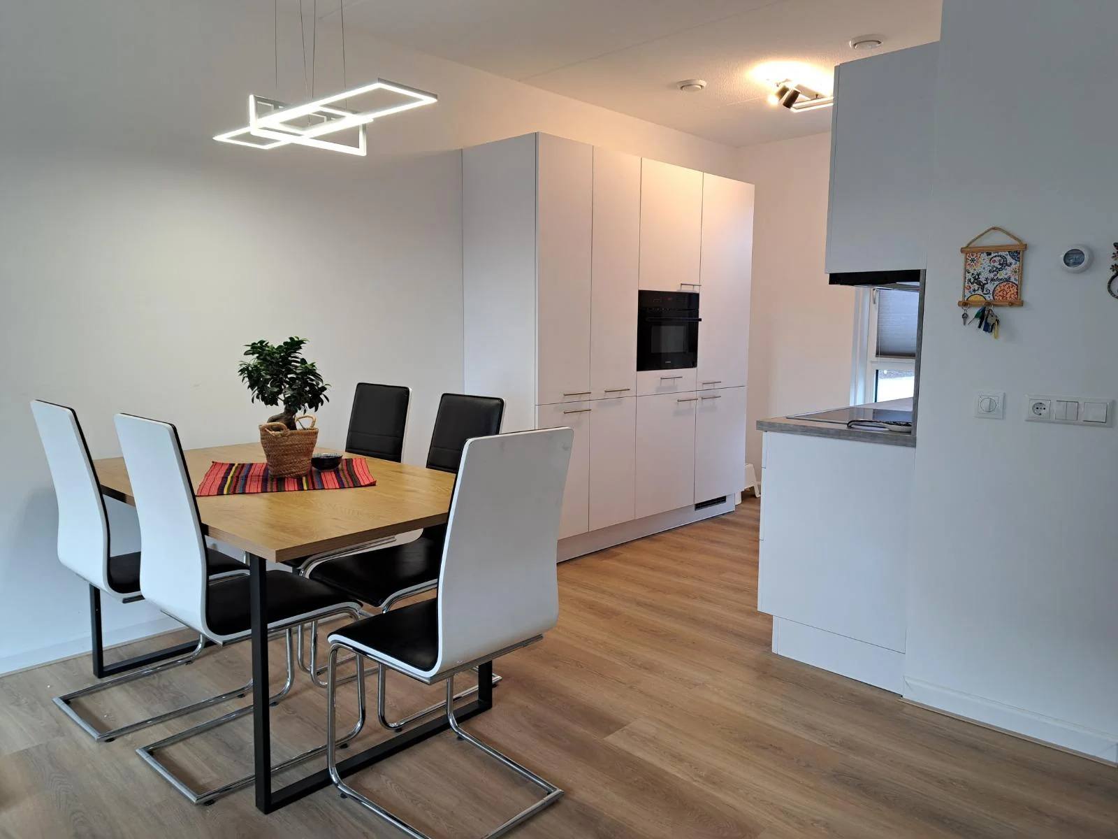 geblurde versie van de foto als achtergrond