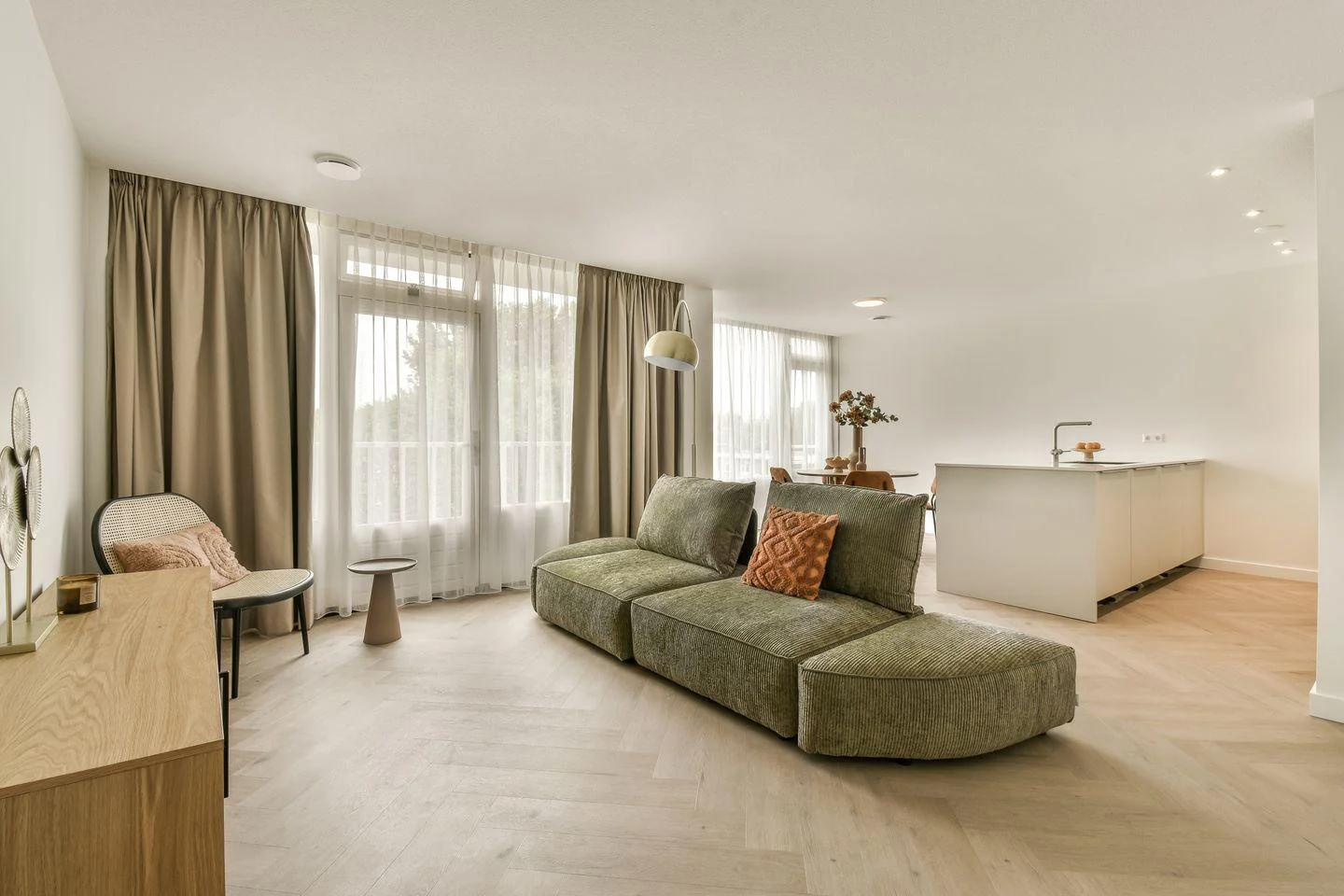 geblurde versie van de foto als achtergrond