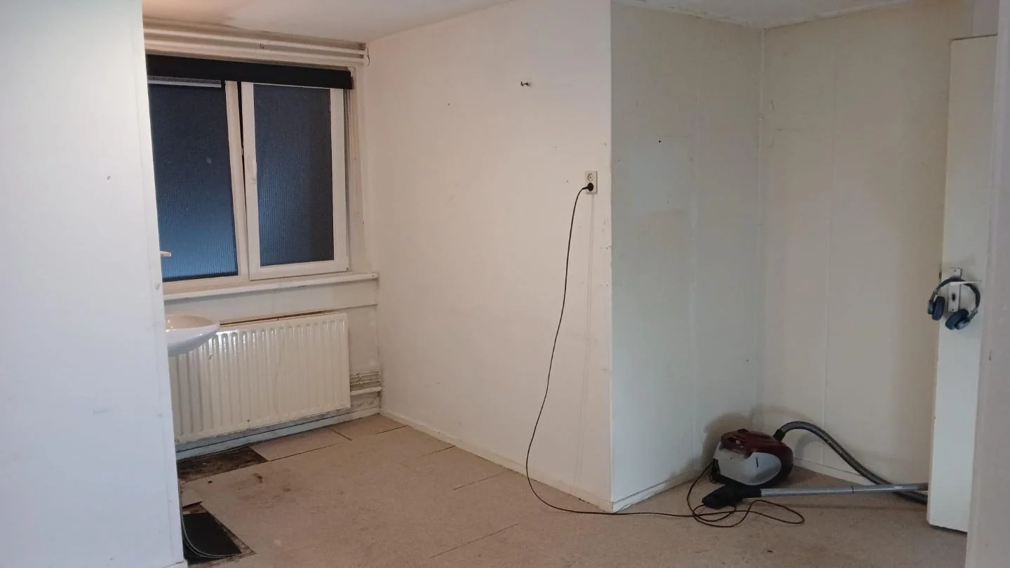 geblurde versie van de foto als achtergrond