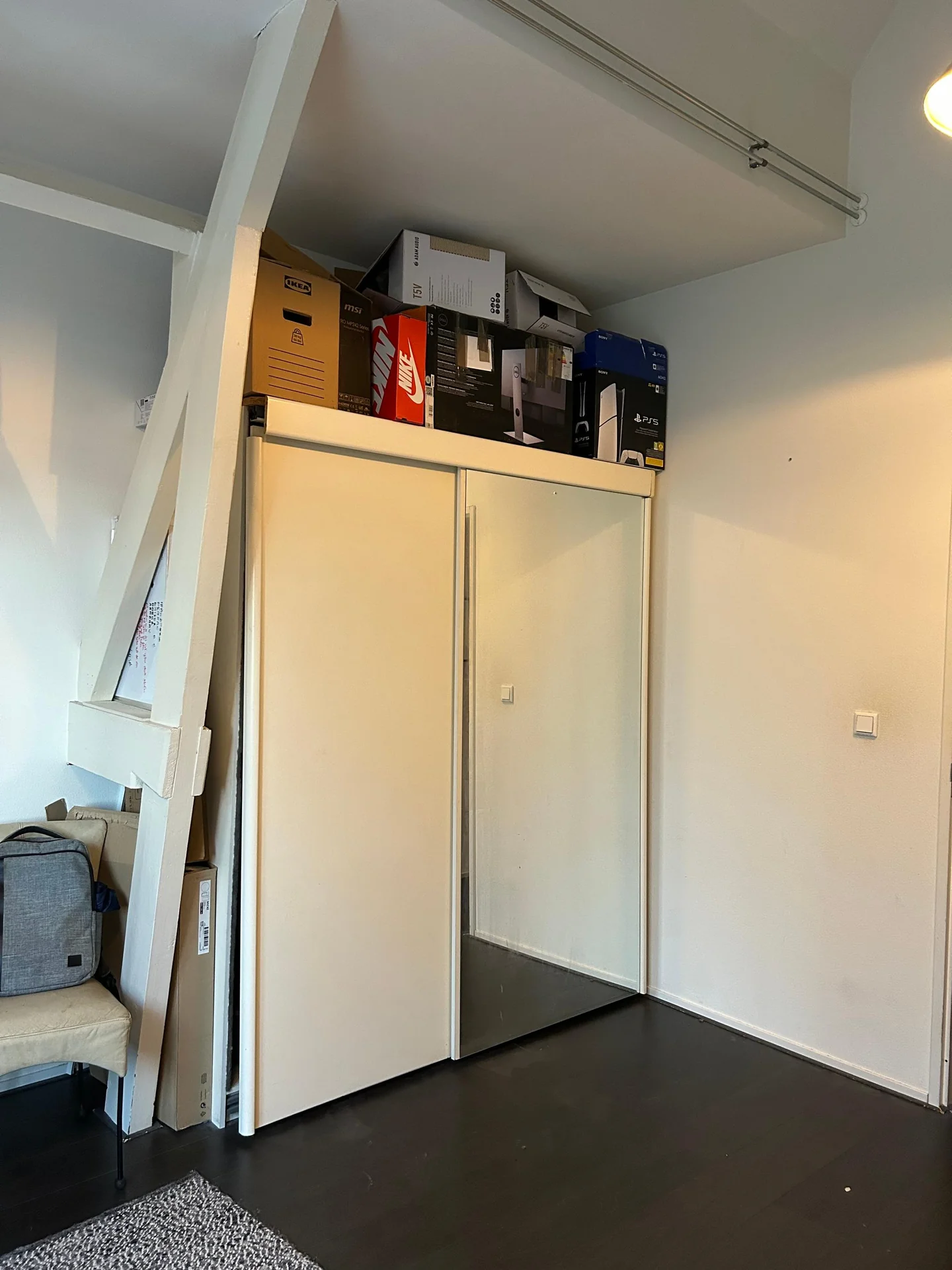 geblurde versie van de foto als achtergrond