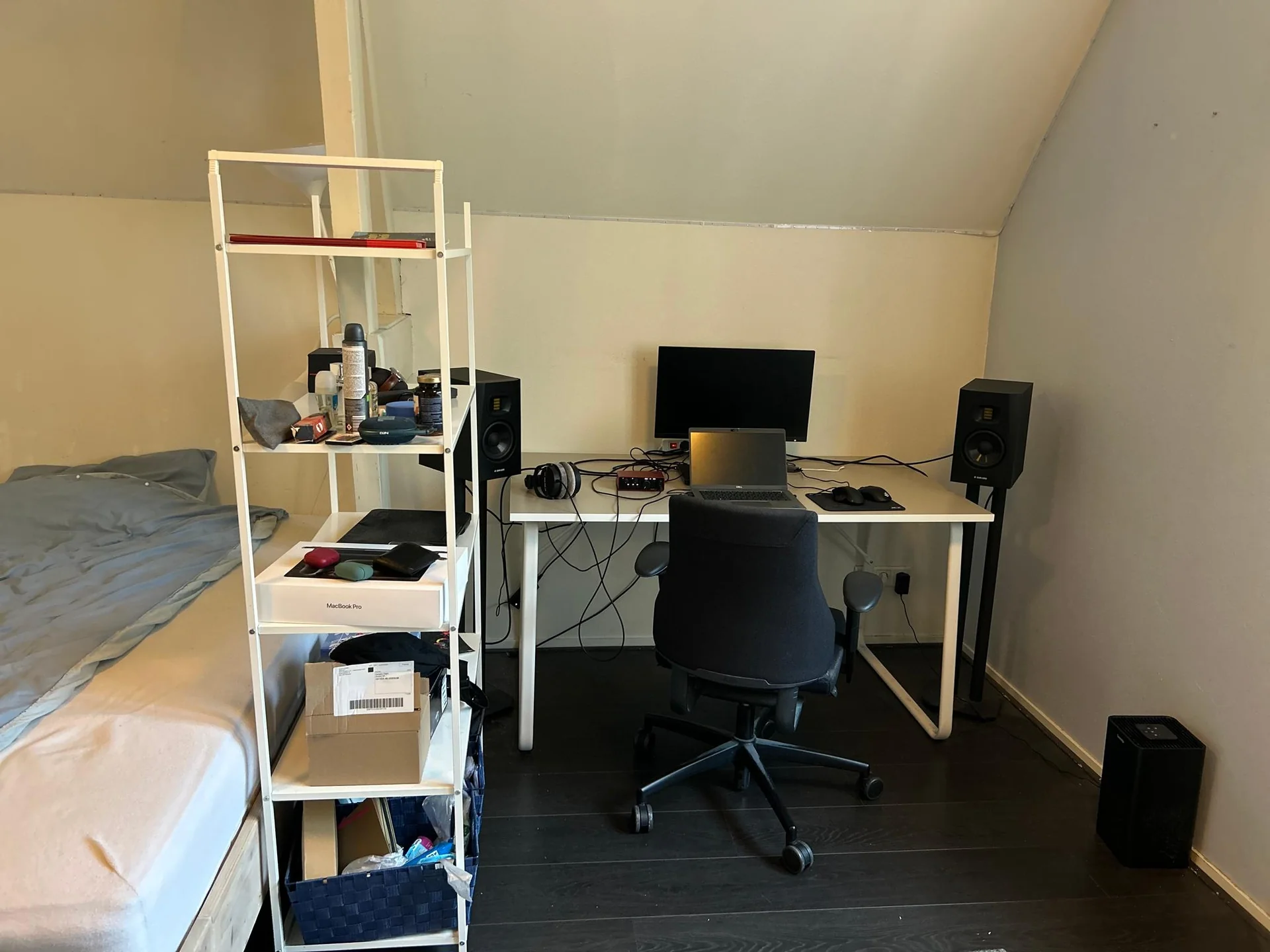 geblurde versie van de foto als achtergrond